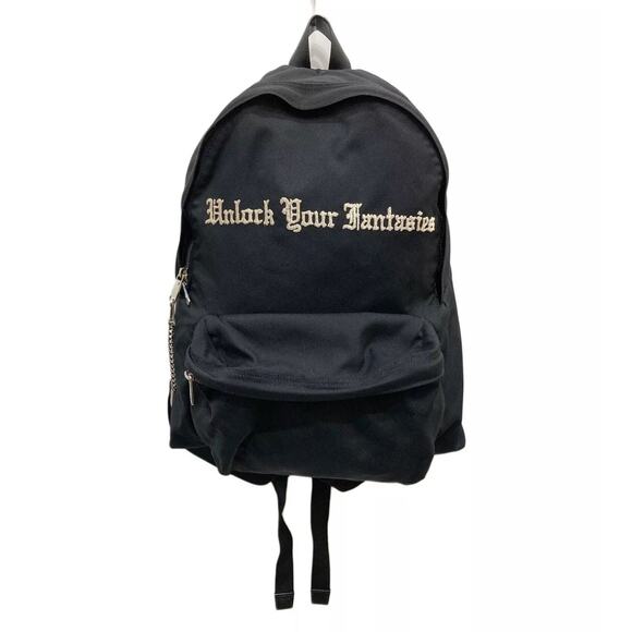 Celine - Picture 1 of 7